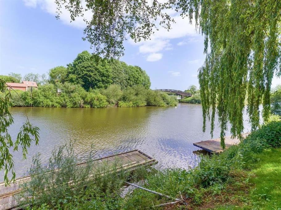Malt House With River Severn View Balcony Holiday home *